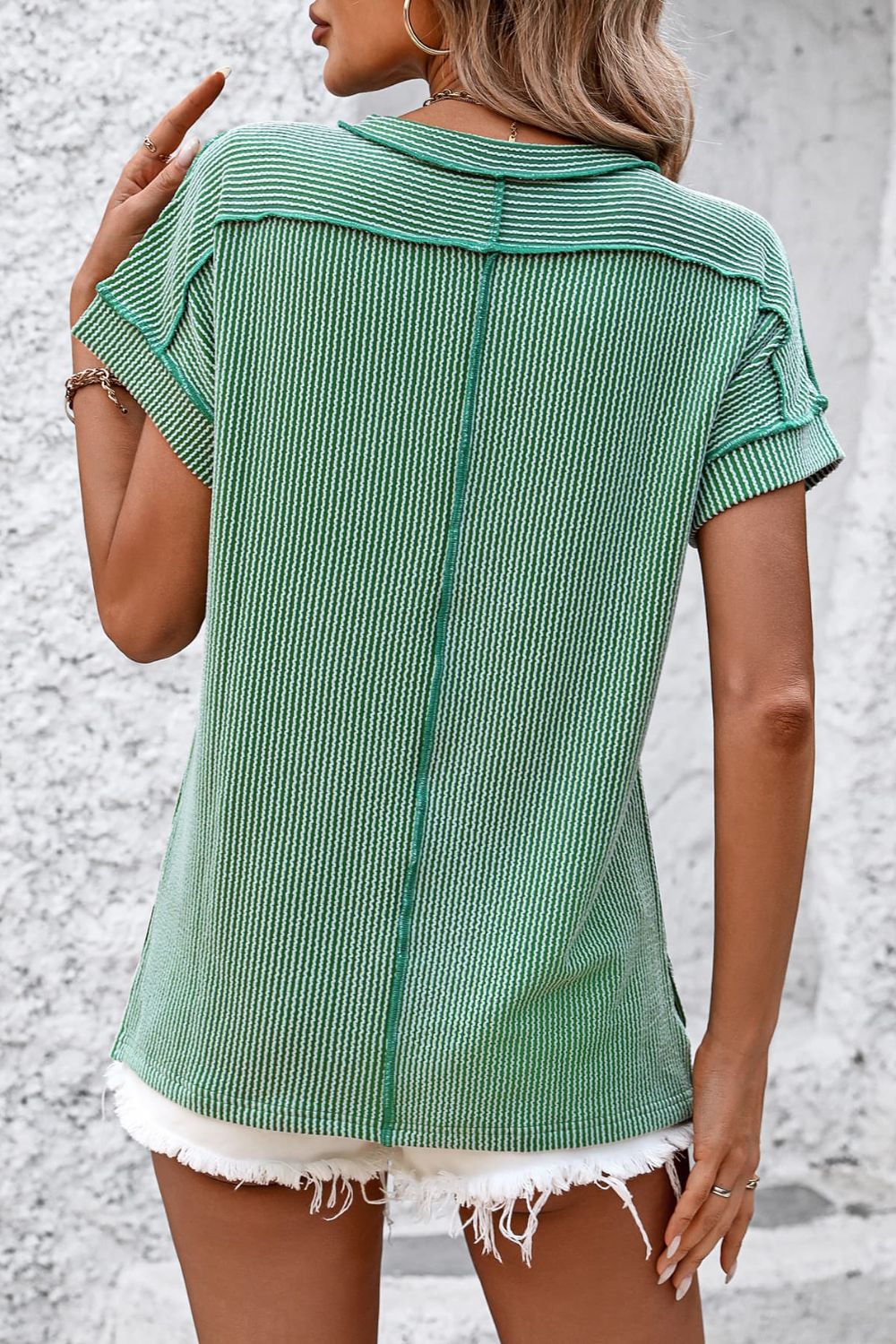 Casual Striped T-Shirt with Ribbed Design | Comfortable Fit for Everyday Wear