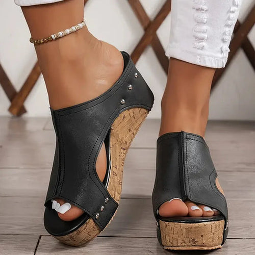 Comfort Step | Women's Sandals with Cushioned Footbed | Ergonomic Design for All-Day Comfort