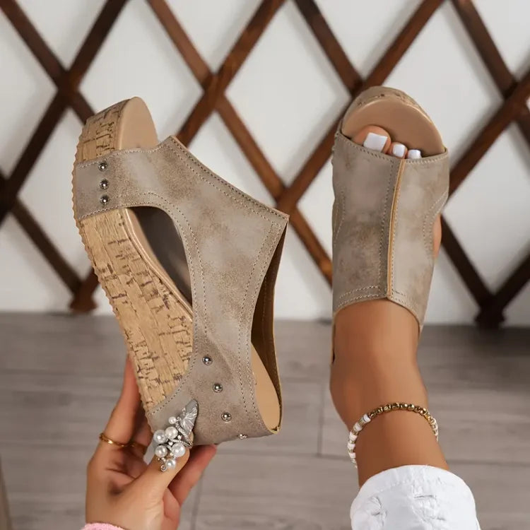 Comfort Step | Women's Sandals with Cushioned Footbed | Ergonomic Design for All-Day Comfort