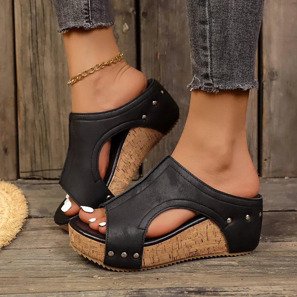 Diana | Women's Sandals with Chic Metallic Studs | Comfortable Wedge Design for Everyday Elegance