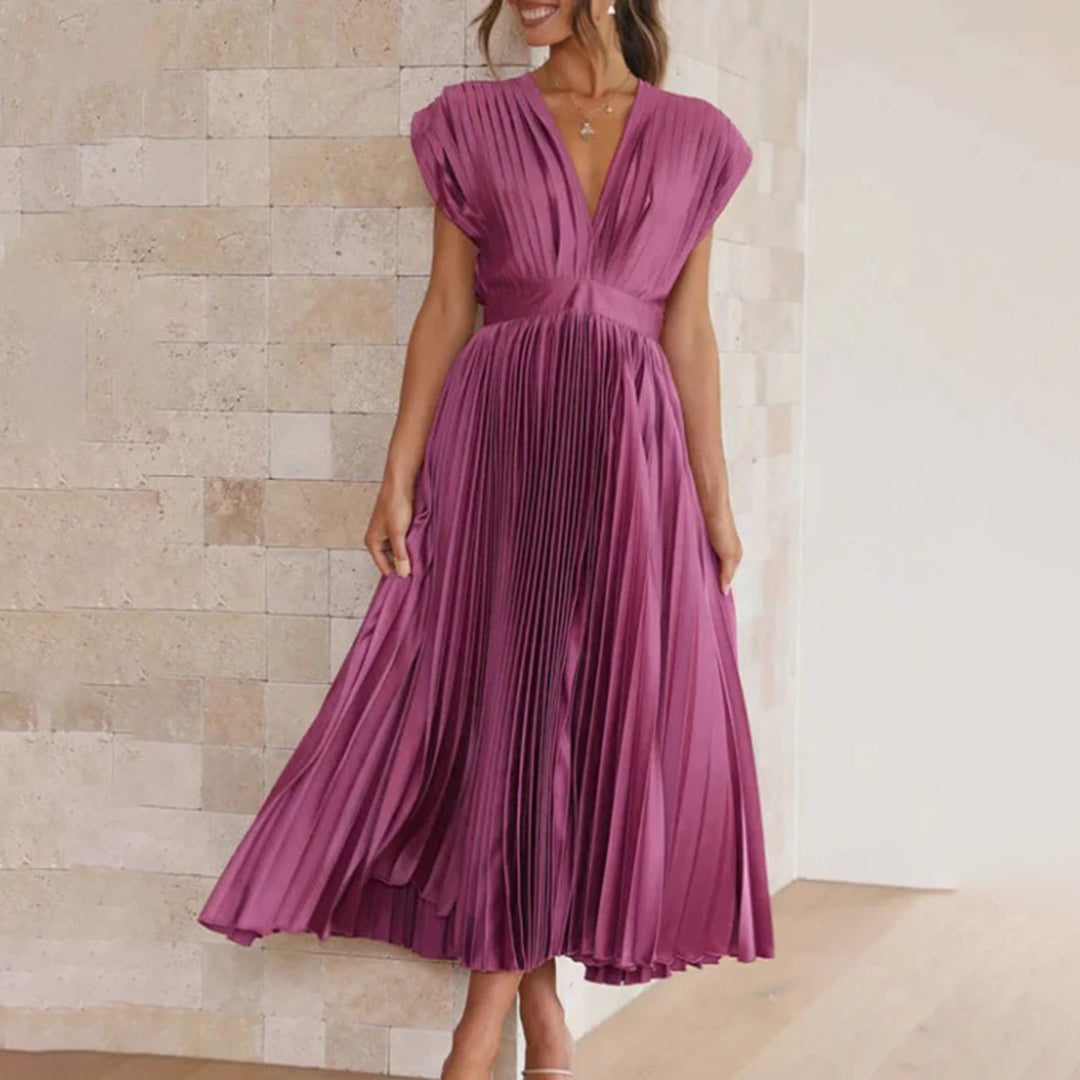 Elegant Collection | Women's Black Cocktail Dress with Flattering Fit | Timeless Sophistication for Any Occasion