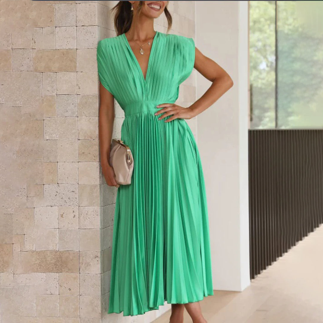 Elegant Collection | Women's Black Cocktail Dress with Flattering Fit | Timeless Sophistication for Any Occasion