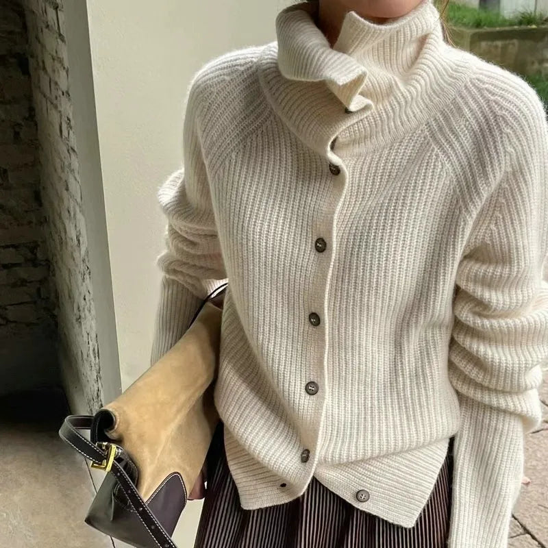 Elegant Collection | Women's Cardigan Sweater with Classic Knitted Design | Warm Wool-Blend for Versatile Style 1