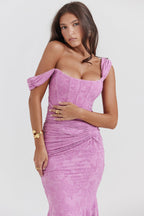 Elegant Evening Dress | Lace Bodycon Gown with Figure-Sculpting Ruching | Chic Sleeveless Design for Unforgettable Evenings