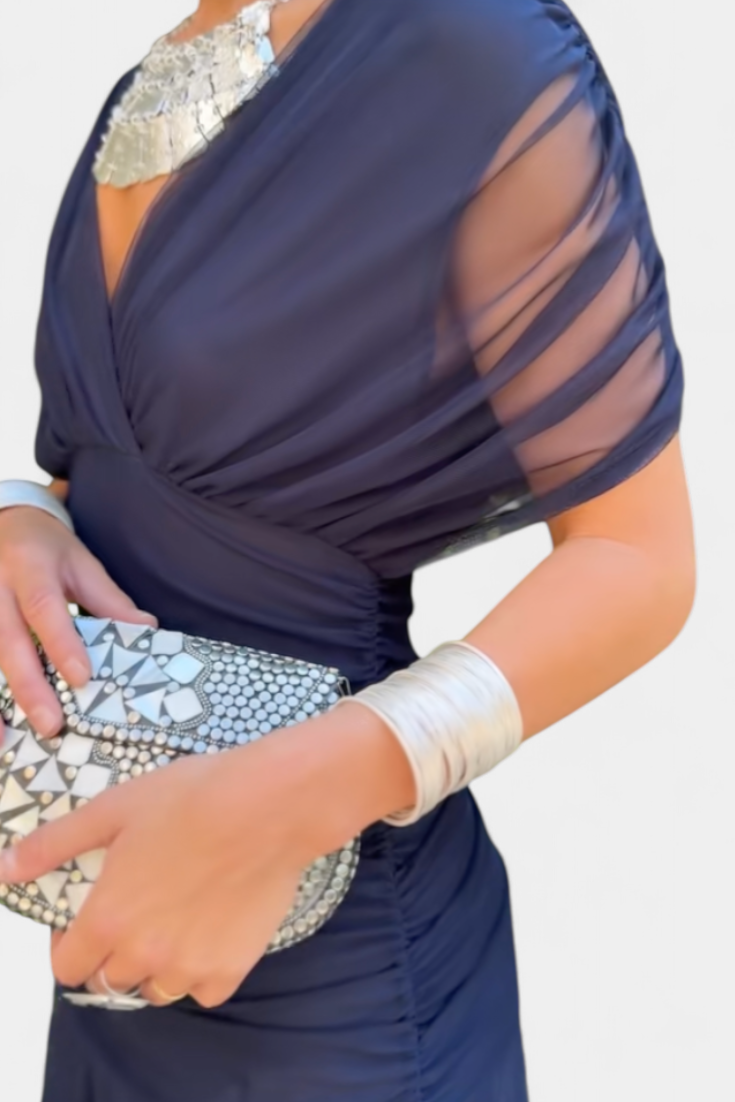 Elegant Evening Dress with Off-Shoulder Neckline & Flowing Skirt | Timeless Formal Gown for Special Occasions