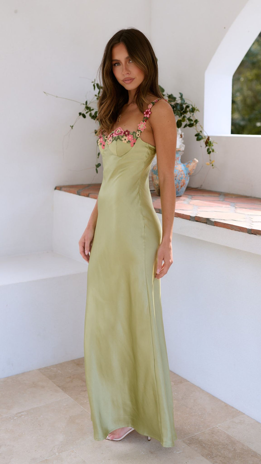 Elegant Evening Gowns | Women's Embellished Dress with Flattering Silhouette | Timeless Design for Formal Occasions
