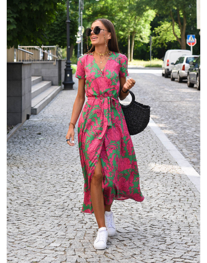 Elegant Floral Dress | Women's Dress with Flattering Fit | Versatile Wedding Guest & Summer Style
