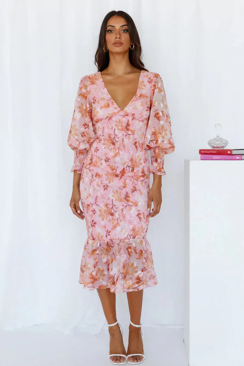 Elegant Floral Dress | Women's Wedding Guest Dress with Flattering Silhouette | Perfect for Summer Events