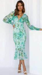 Elegant Floral Dress | Women's Wedding Guest Dress with Flattering Silhouette | Perfect for Summer Events