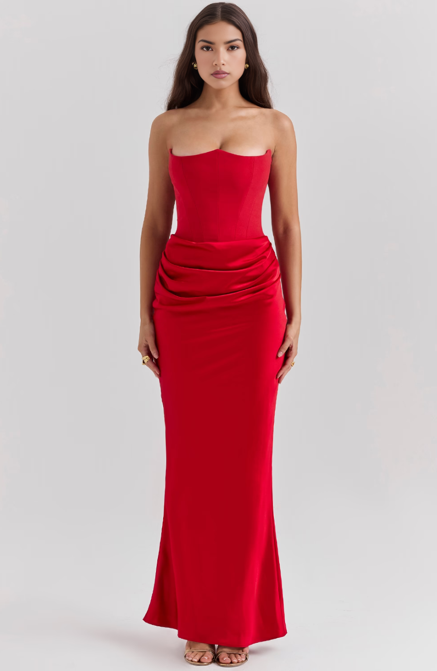 Elegant Lace Evening Dress for Women with Hourglass Fit | Stunning Formal Gown for Unforgettable Occasions