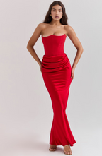 Elegant Lace Evening Dress for Women with Hourglass Fit | Stunning Formal Gown for Unforgettable Occasions