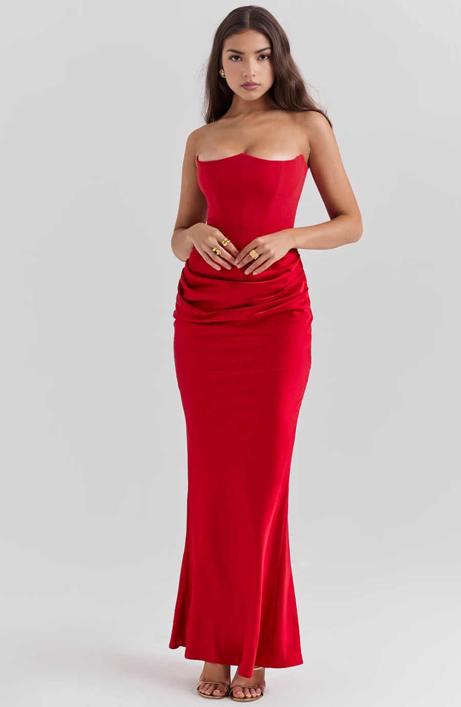 Elegant Lace Evening Dress for Women with Hourglass Fit | Stunning Formal Gown for Unforgettable Occasions