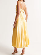 Elegant Maxi Dress | Women's V-Neck Summer Dress with Flattering Silhouette | Perfect for Weddings and Special Occasions