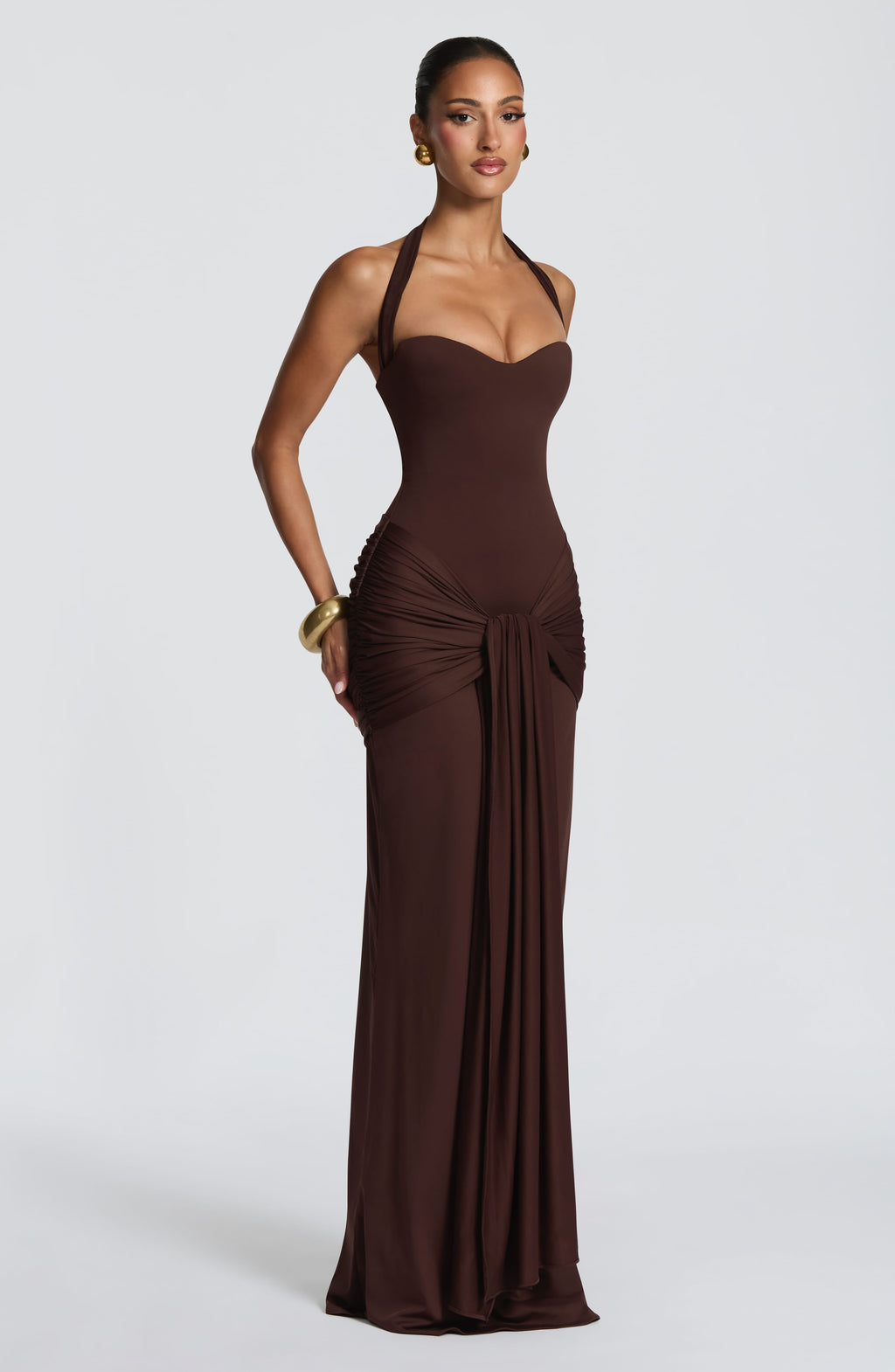 Elegant Maxi Dresses for Women with Strapless Sweetheart Design | Flattering Fit for Special Occasions