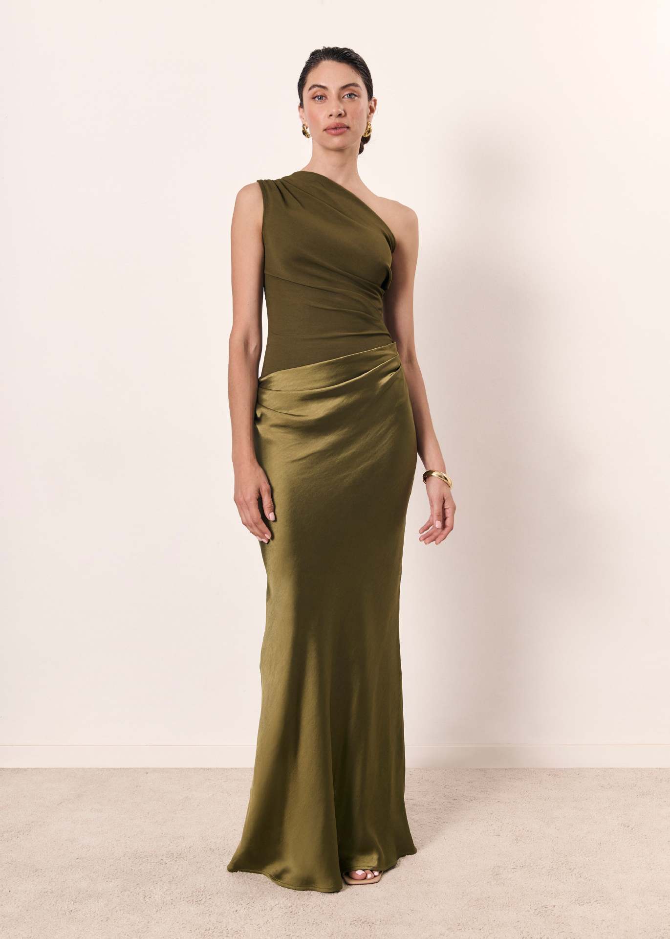 Elegant One-Shoulder Evening Dress for Women with Flattering Fit | Maxi-Length Gown for Formal Weddings and Special Occasions 4