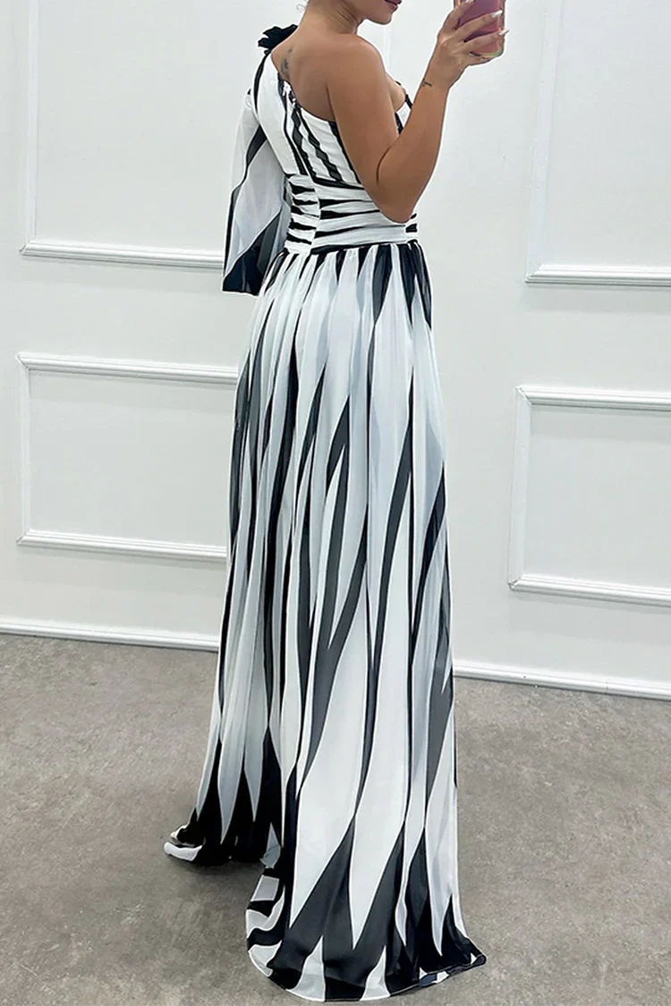 Elegant Striped Maxi Dress with One Shoulder Design | Flattering Long Dress for Effortless Style