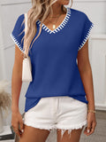 Elegant V-Neck Knit Top with Contrast Trim | Comfortable Stretch Fabric for Everyday Wear