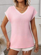 Elegant V-Neck Knit Top with Contrast Trim | Comfortable Stretch Fabric for Everyday Wear