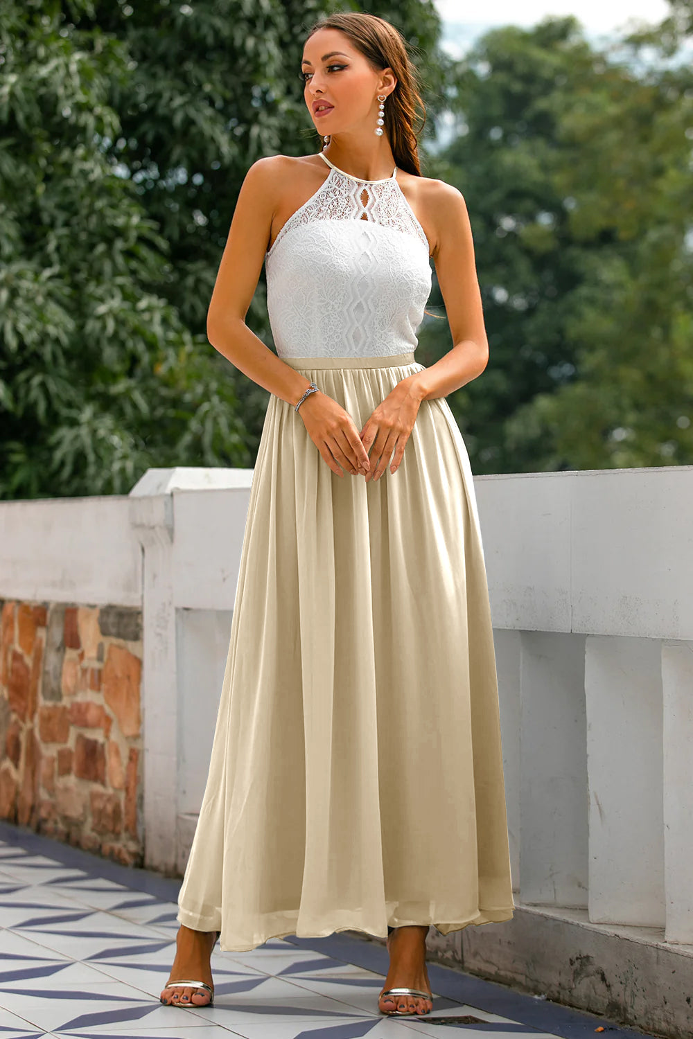 Elegant | Women's Maxi Dress with Halter Neckline | Flattering Flowing Silhouette for Special Occasions 7