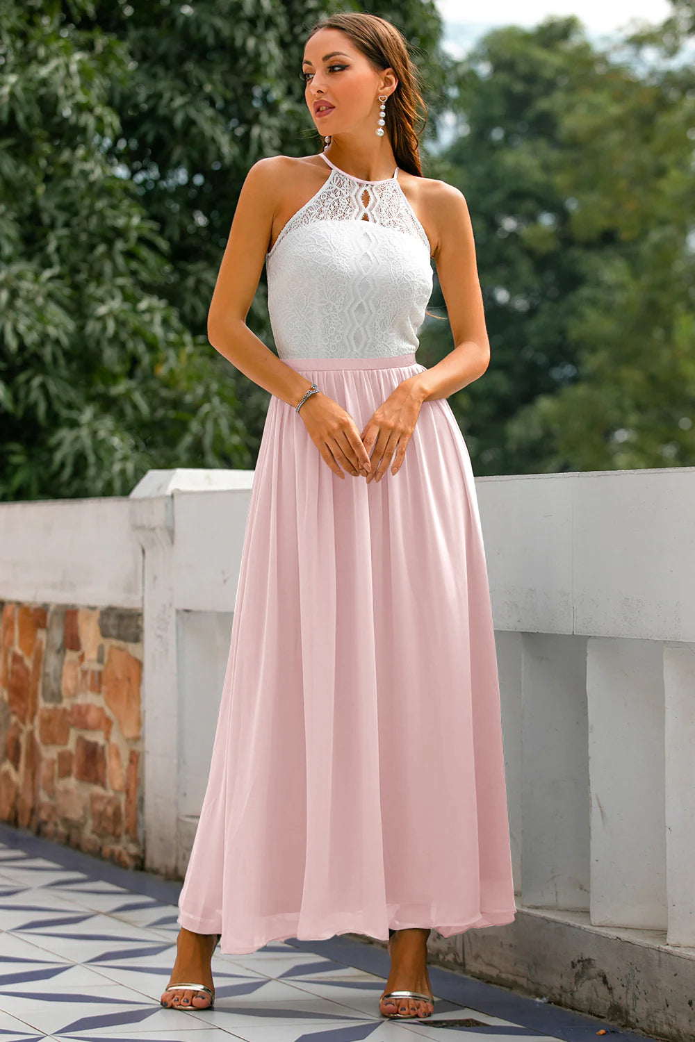 Elegant | Women's Maxi Dress with Halter Neckline | Flattering Flowing Silhouette for Special Occasions 9