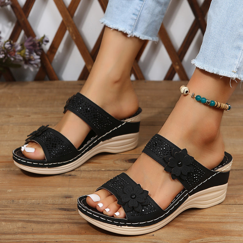 Heath Collection | Women's Slides with Cushioned Comfort | Elegant Floral Design for All-Day Style