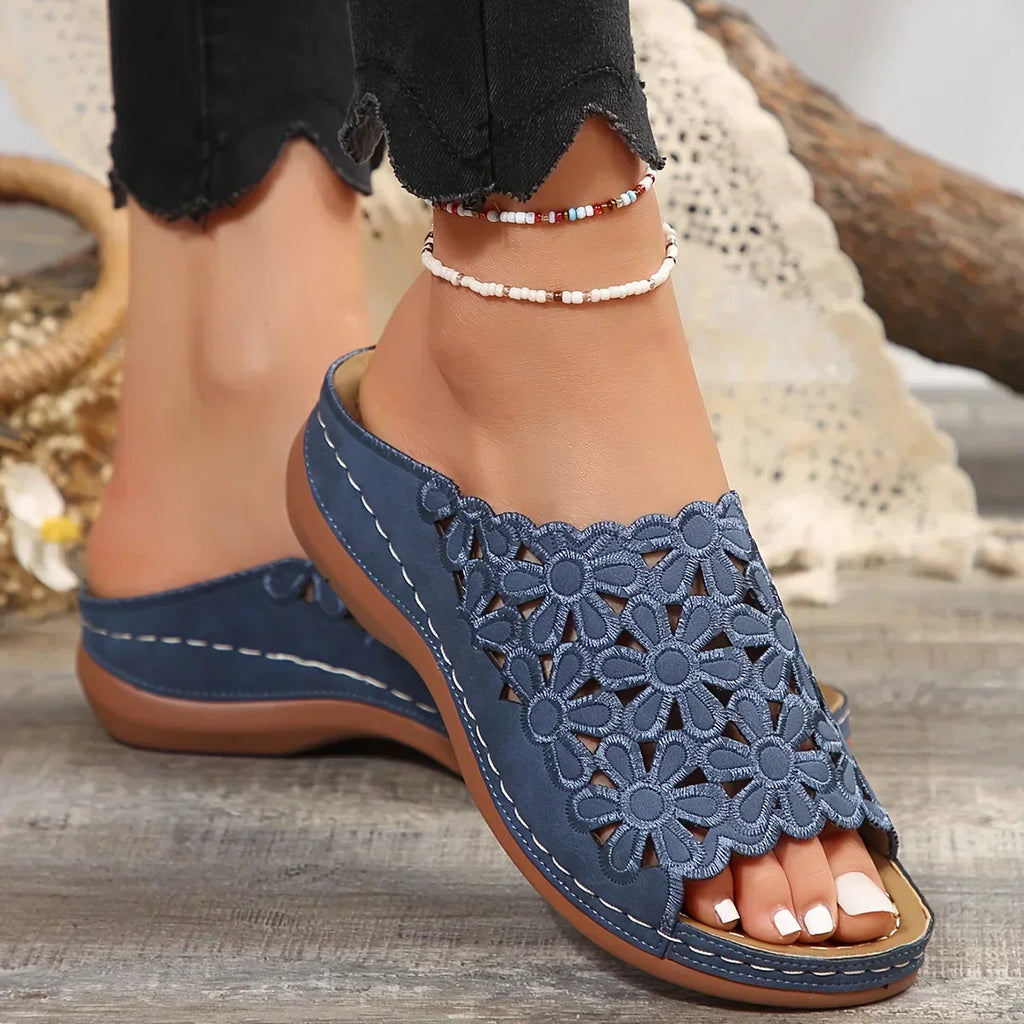 Isla | Women's Sandals with Cushioned Support & Floral Design | All-Day Comfort