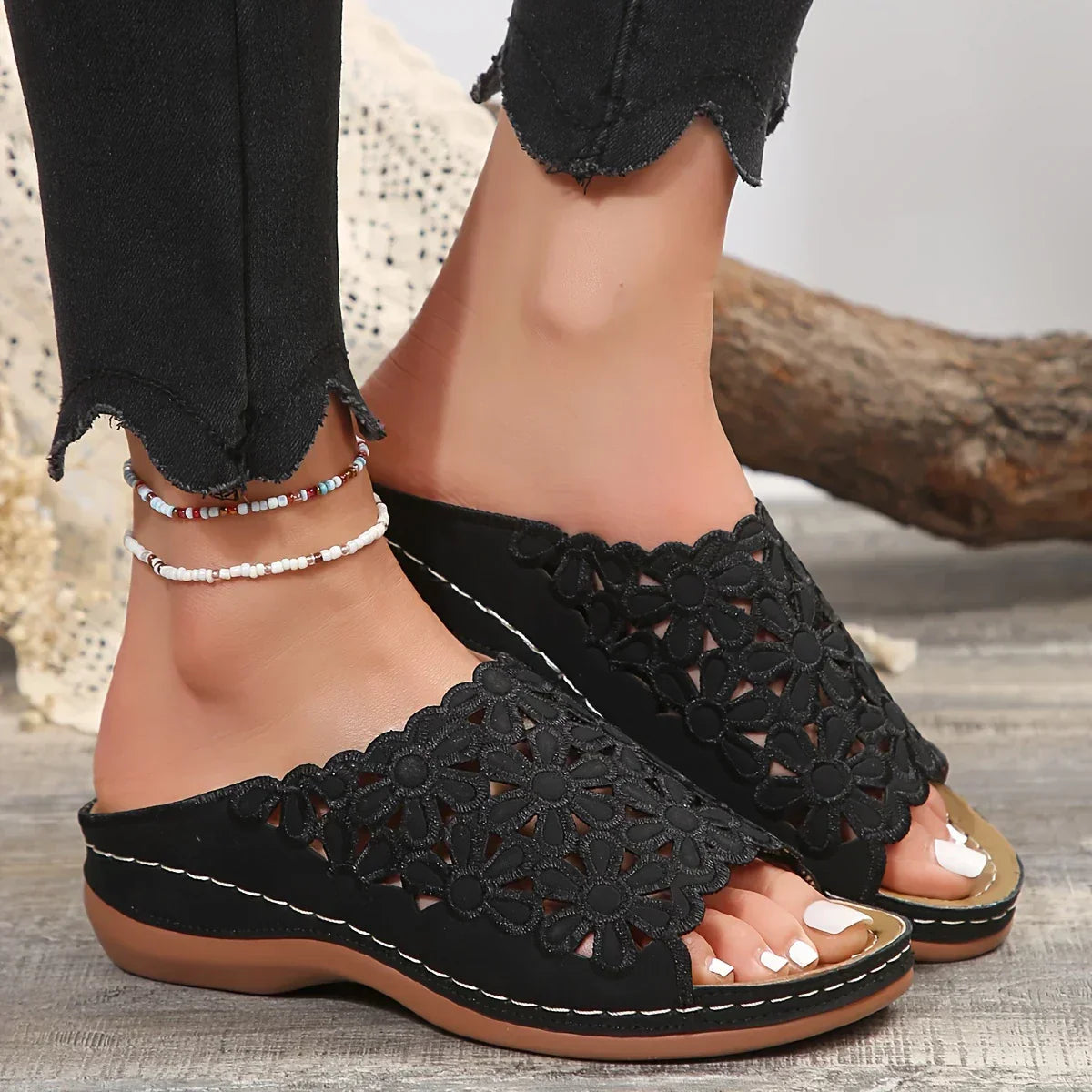 Isla | Women's Sandals with Cushioned Support & Floral Design | All-Day Comfort
