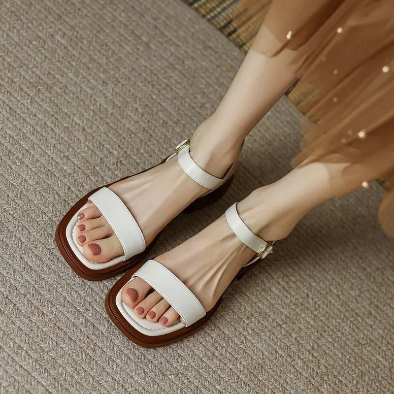 Molly™ | Women's Sandals with Adjustable Ankle Strap | Stylish Vegan Leather for All-Day Comfort