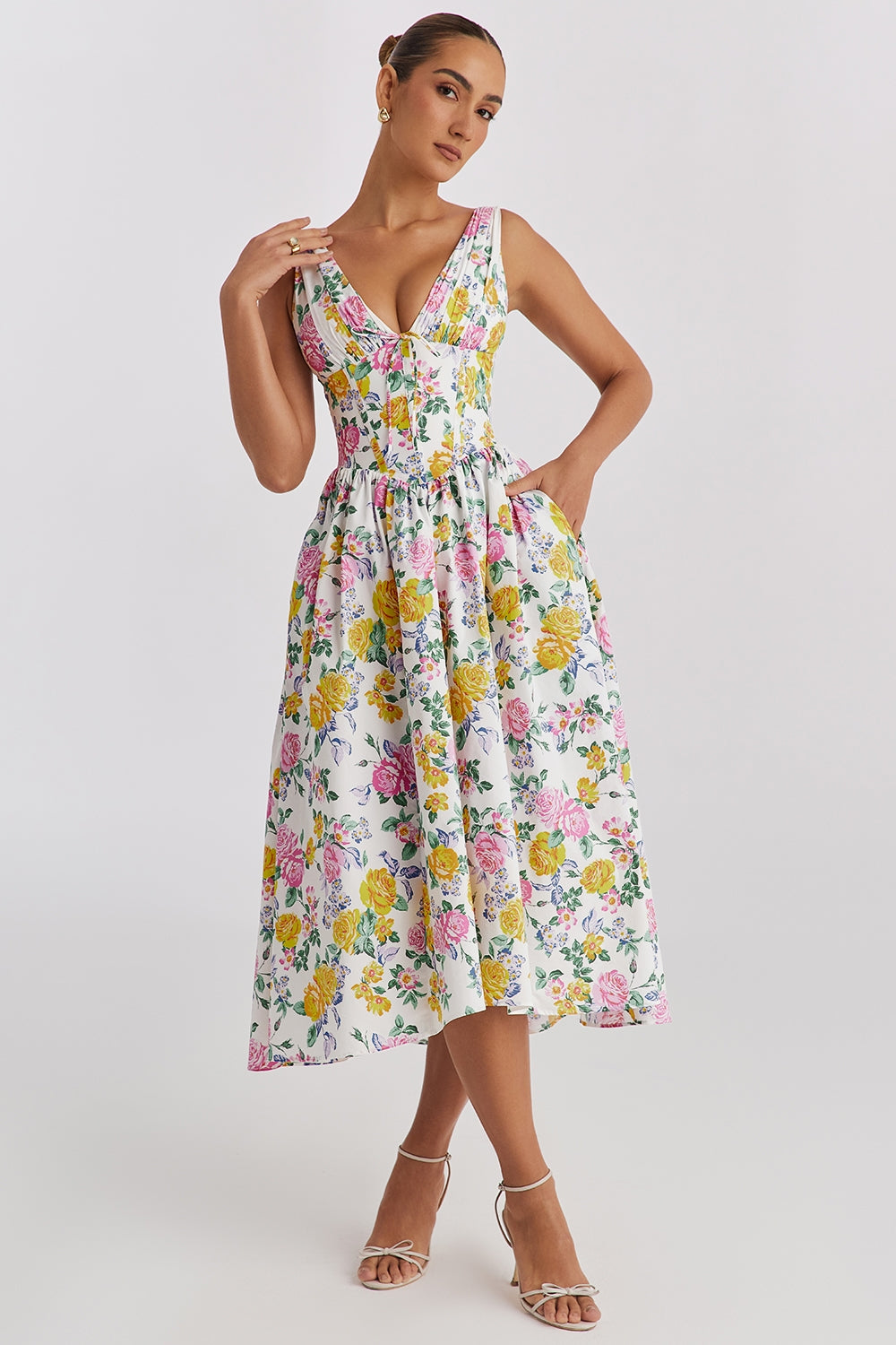 Saffron | Women's Summer Dress with Flattering Silhouette | Elegant Comfort for Weddings and Parties