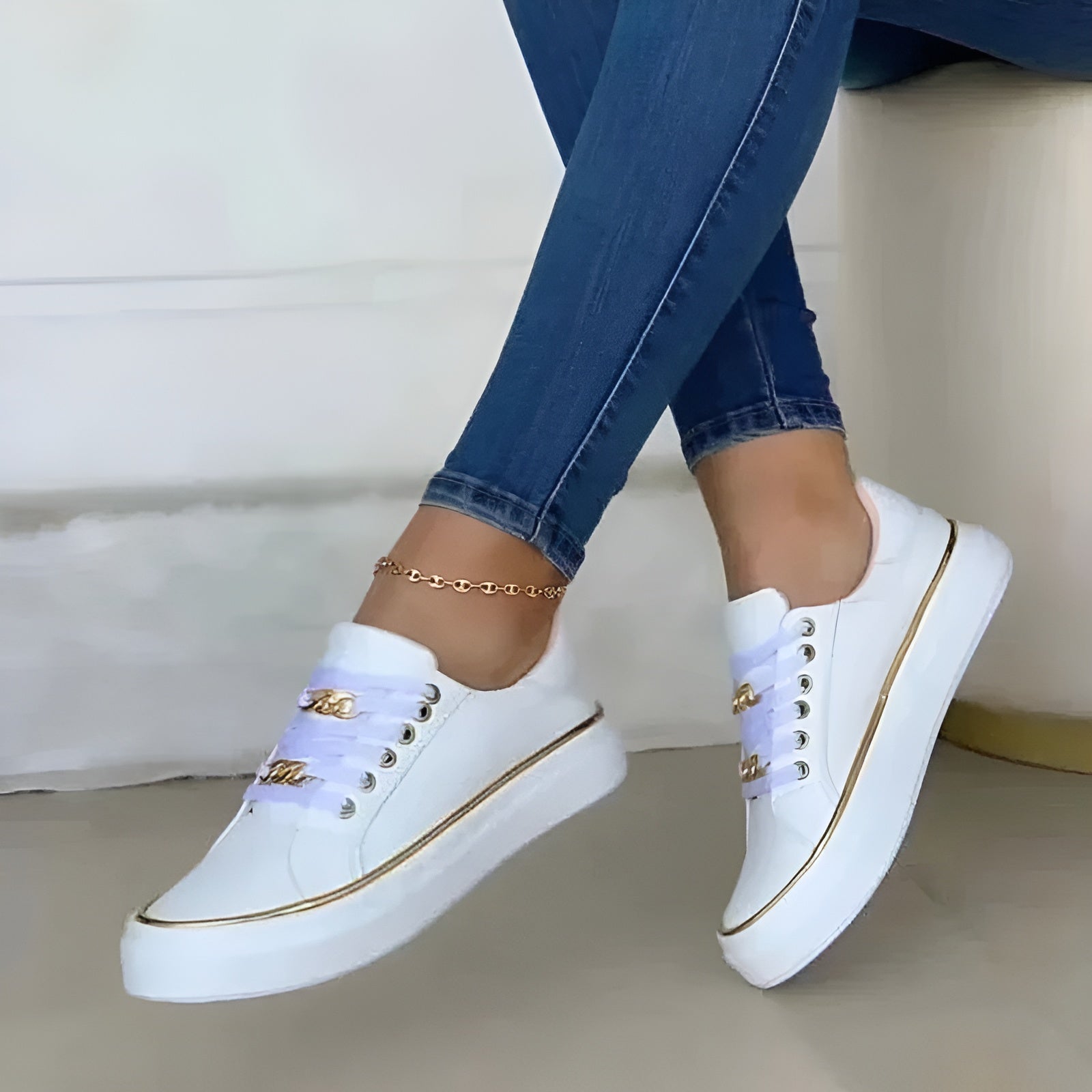 Stylish Orthopedic Sneakers | Women's Sneakers with Shock-Absorbing Sole | Chic Comfort for All-Day Wear 3