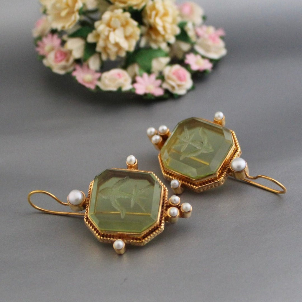 Vintage Green Pearl Earrings for Women with Elegant Design | Timeless Jewelry for Sophisticated Style 1