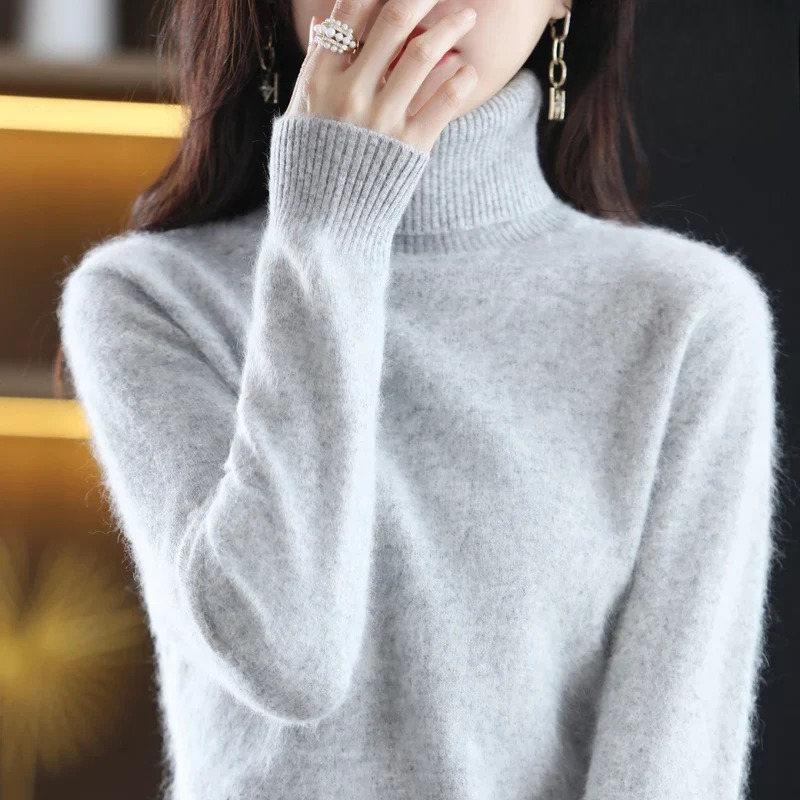 Women's Cashmere Blend Turtleneck Sweater - Chic Black Slim Fit for Stylish Comfort 7